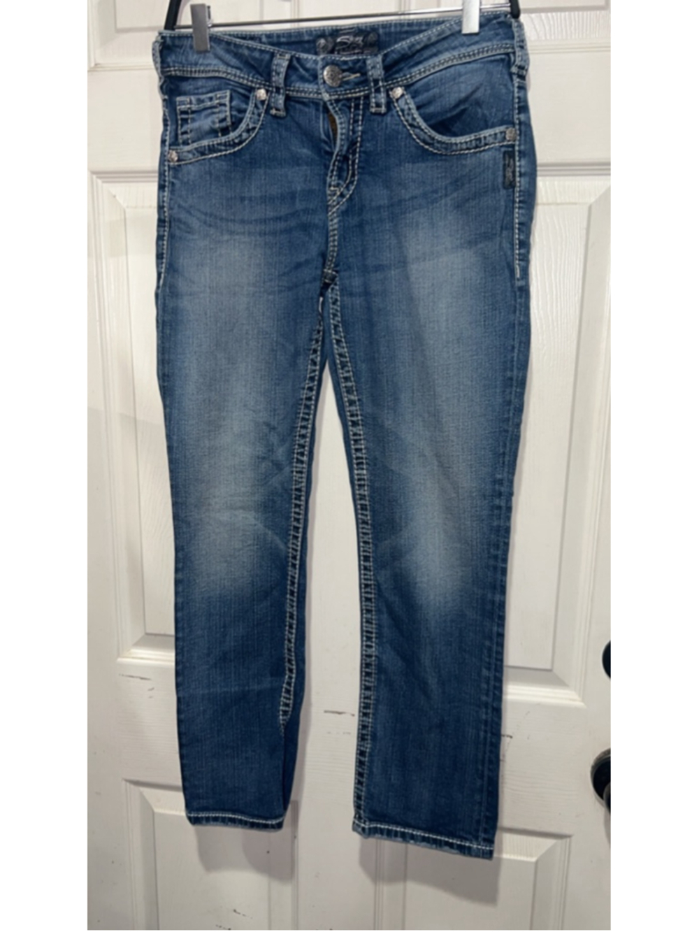 Women's Silver Jeans Co. Blue Ankle & Cropped Jeans Size 28